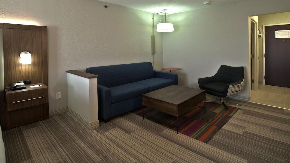 Holiday Inn Express & Suites Evansville North By Ihg Warrenton Exteriör bild