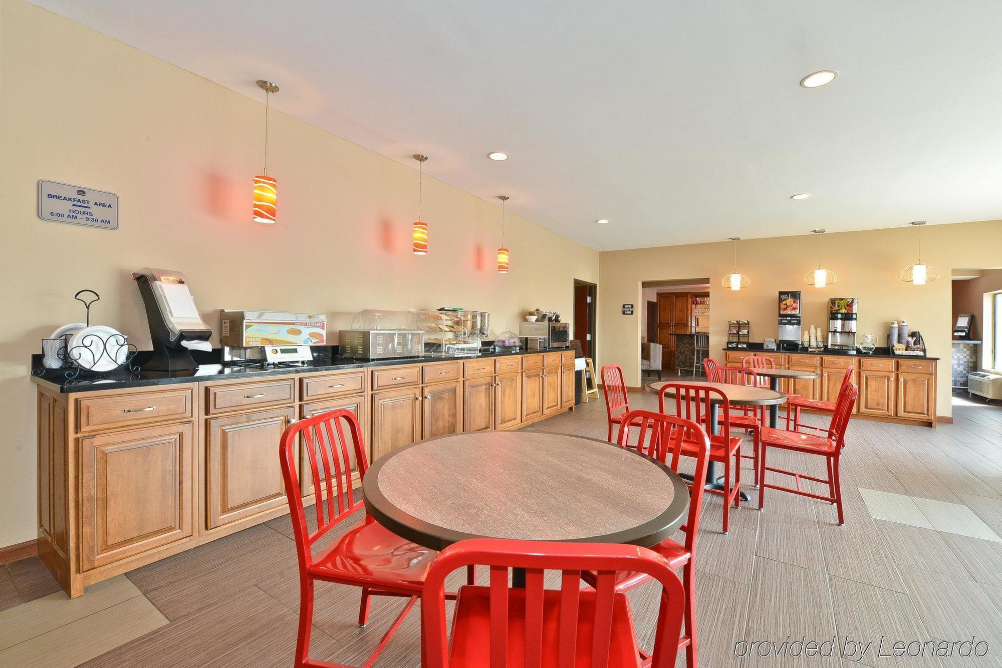 Holiday Inn Express & Suites Evansville North By Ihg Warrenton Exteriör bild